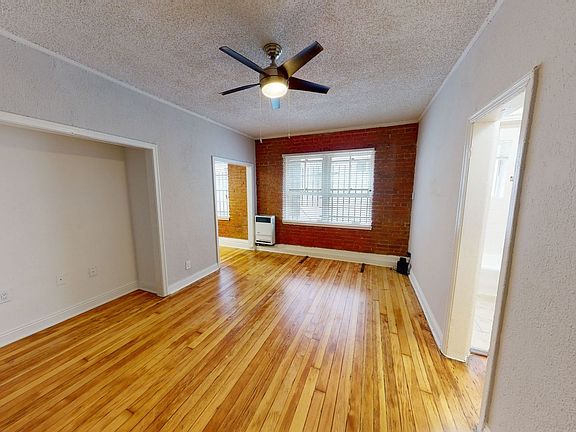 4th image of 839 S Saint Andrews Pl #202