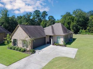 8592 Sandpiper St, Denham Springs, LA 70706