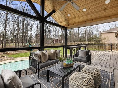 330 Chaffin Ridge Ct, Roswell, GA, 30075