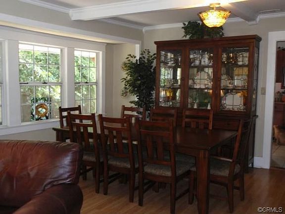 5th image of 425 N Vista Bonita Ave