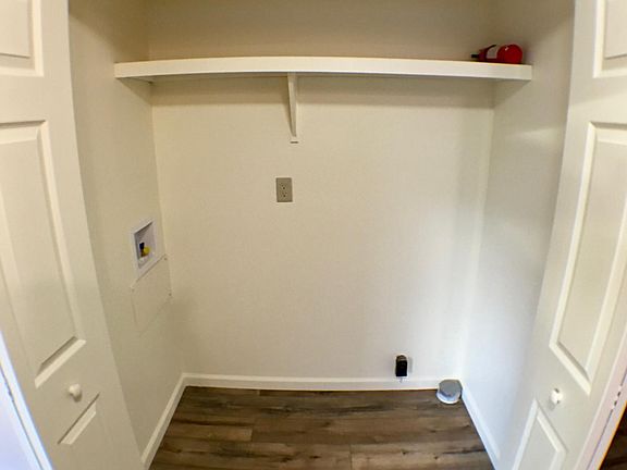 5th image of 105 Green Park Dr