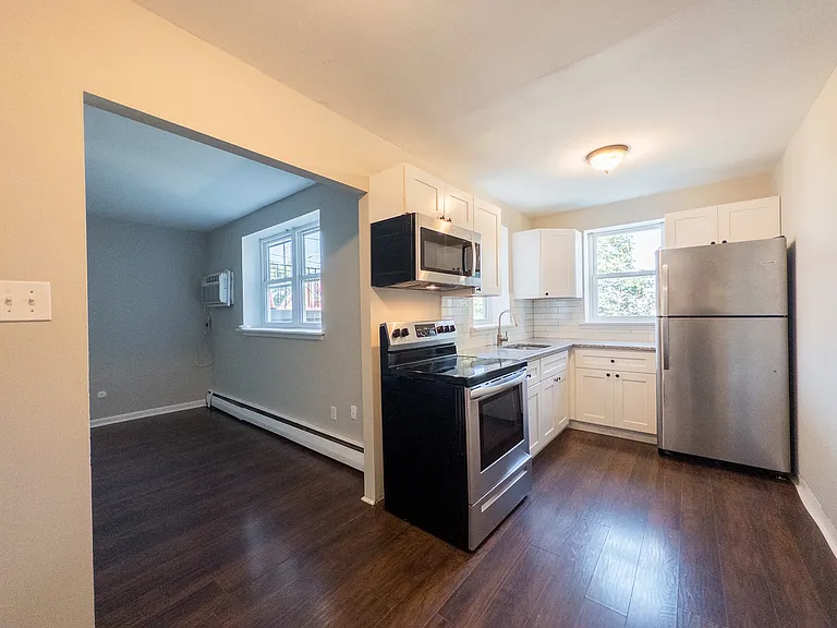 Kitchen | Parkside Apartments Kitchen | Parkside Apartments