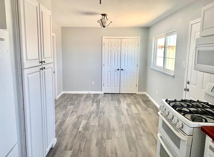 1st image of 3516 Sierra Vista Dr