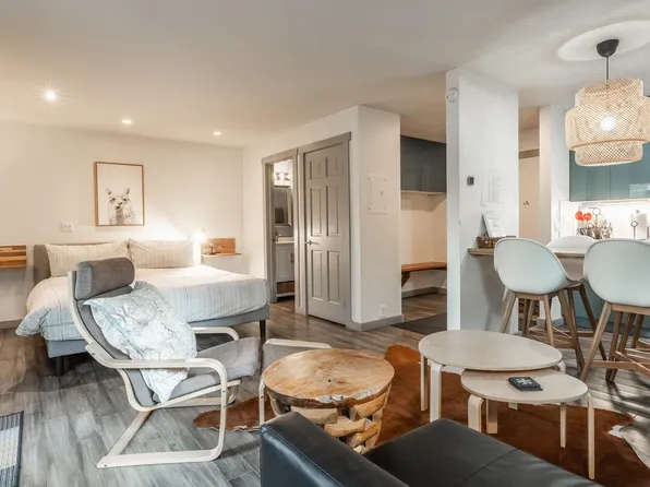 2289 Sierra Nevada Rd #A7, Mammoth Lakes, CA 93546