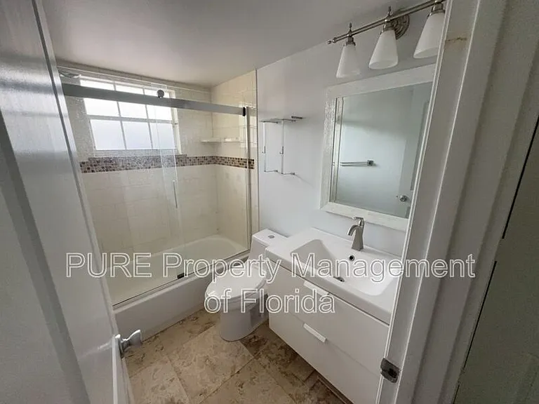 454 Fairways Cir #B204 — Photo 18