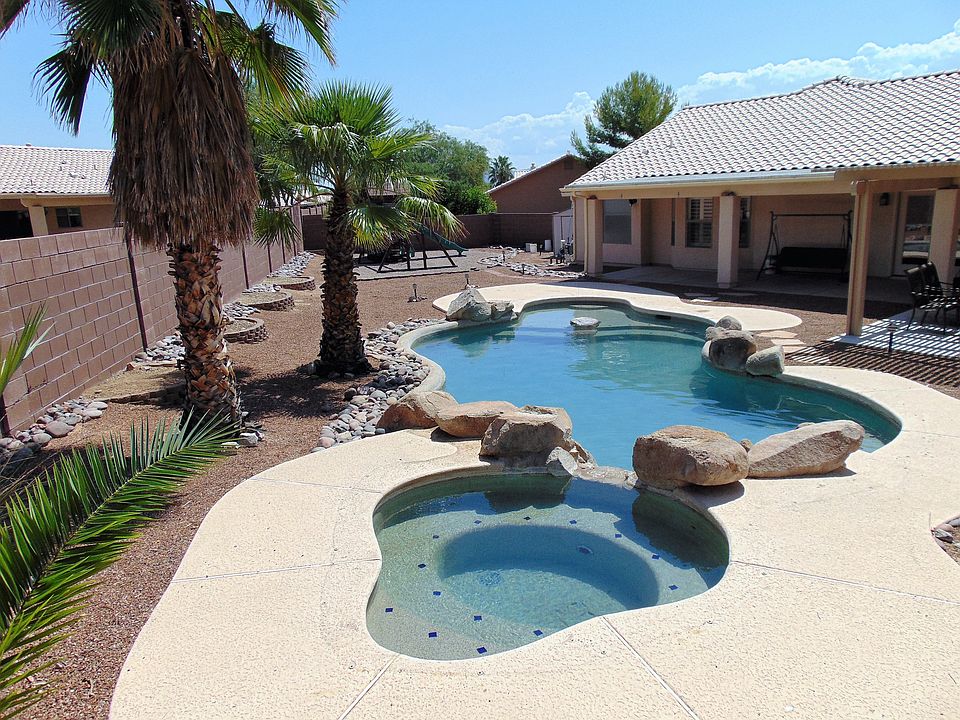 1st image of 1740 W Calle Del Querido