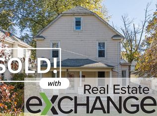 1180 25th St, Moline, IL 61265
