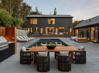 235 Harcross Rd, Woodside, CA 94062