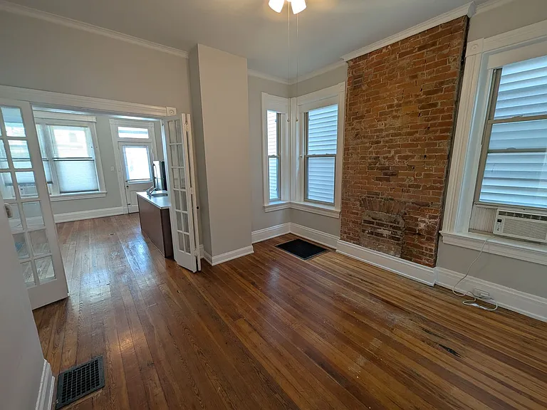225 Fosdick St — Photo 4