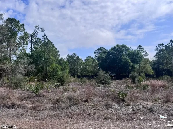 618 Leroy Ave, Lehigh Acres, FL 33972