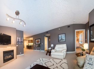 920 5th Ave SW #1002, Calgary, AB T2P 5P6
