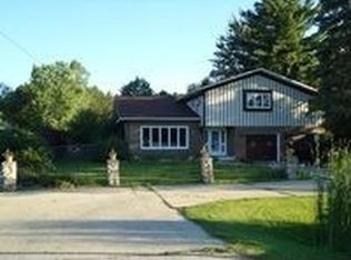 W1981 State Highway 64, Marinette, WI 54143