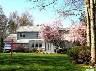 45 Golf Club Circle, Manorville, NY 11949
