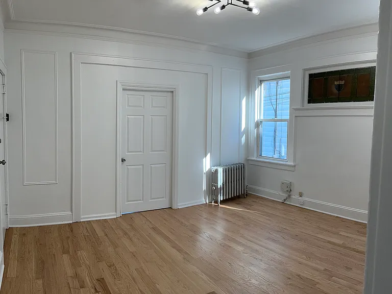 319 Vermont Ave — Photo 13
