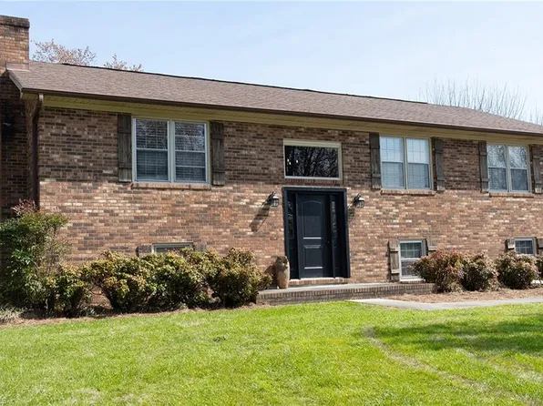 3179 Friedburg Church Rd, Winston Salem, NC 27127