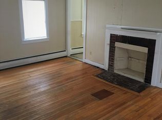 127 Brunswick Ave APT 2, Gardiner, ME 04345