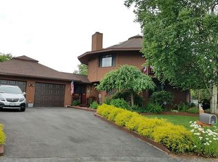 76 Lauren Dr, Portsmouth, RI 02871