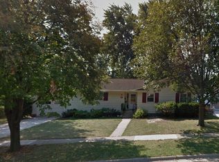 403 W Summit Ave, Normal, IL 61761