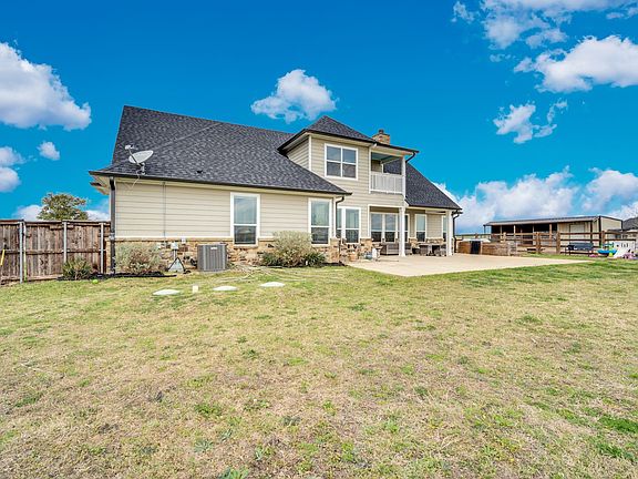 5th image of 360 Forreston Rd