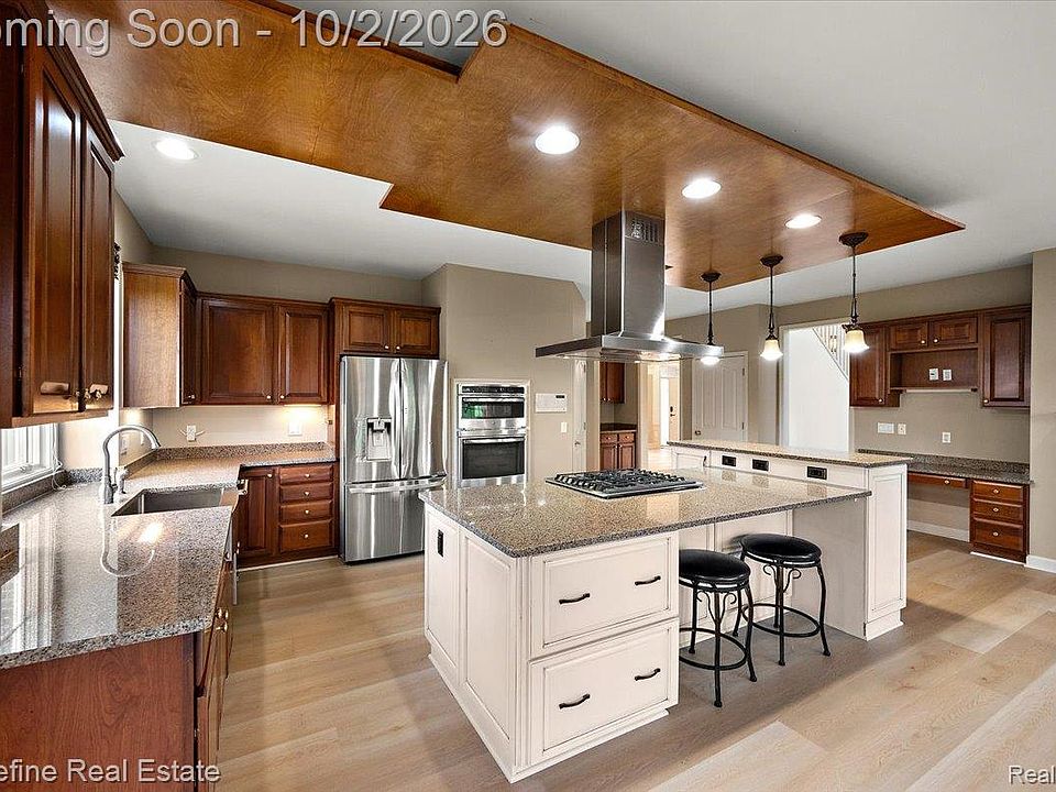 51328 Plymouth Valley Dr, photo 20