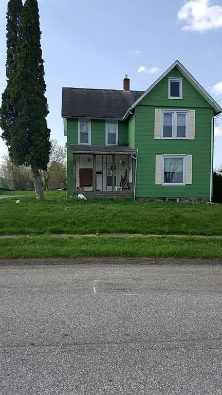 62 South St photo 1