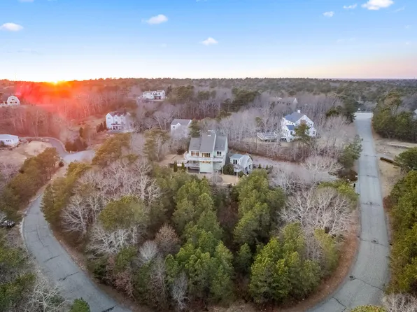 6 Brigantine Passage Drive, Buzzards Bay, MA 02532