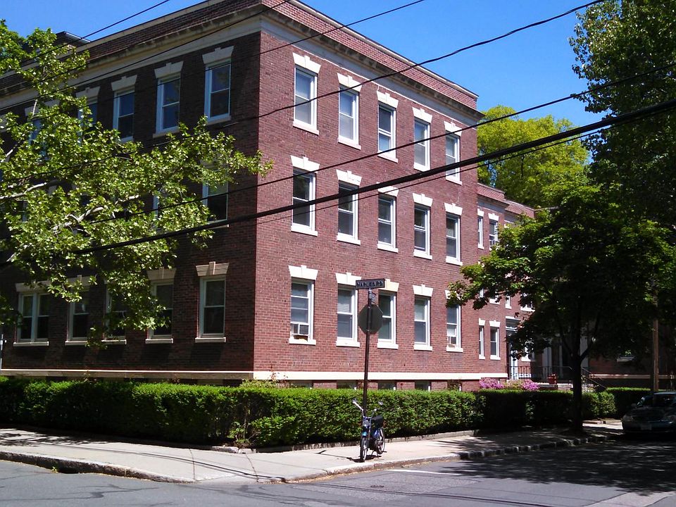 2nd image of 59 Manchester Rd APT 4G