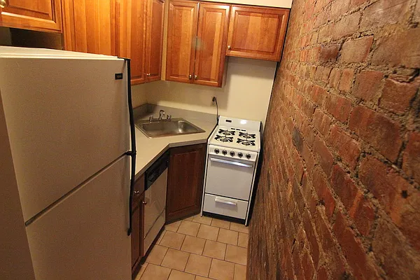 Rented by Guidance Realty Corp. | media 26