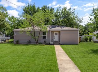 1922 Pembroke St, Irving, TX 75060