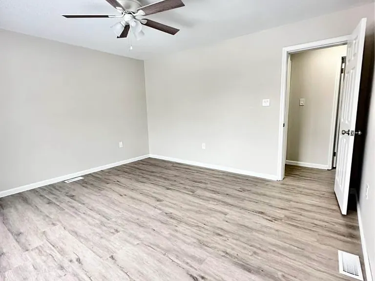 24 Magnolia Rd #3 — Photo 5