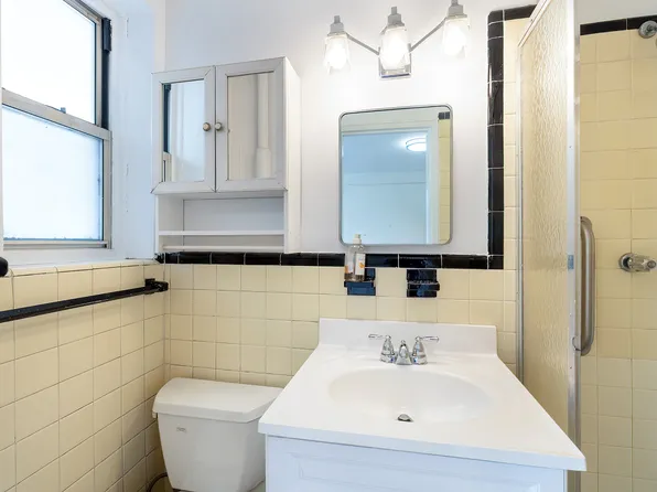 3720 Independence Avenue image 16 of 21