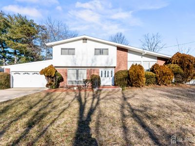 33 Whitehall Rd, East Brunswick, NJ, 08816