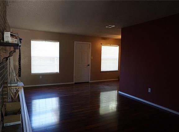 2nd image of 3825 Dana Ct