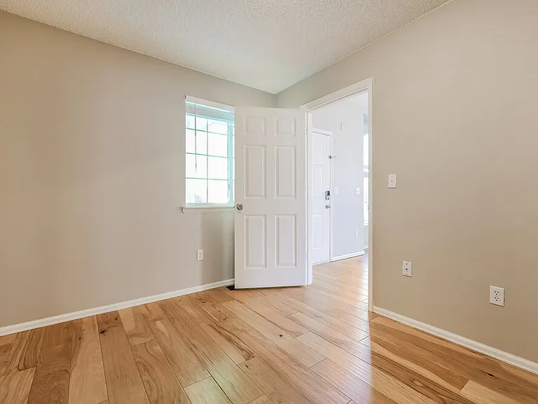 1315 W 133rd Cir — Photo 13