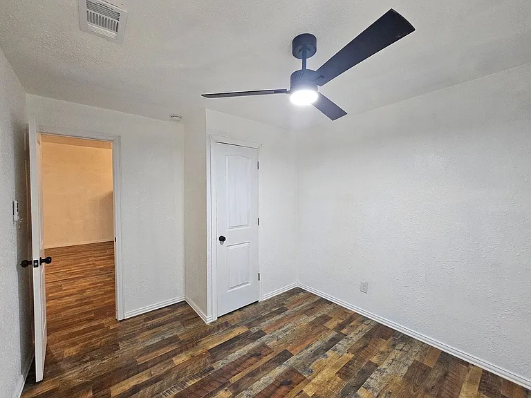 170 Circle Dr — Photo 18