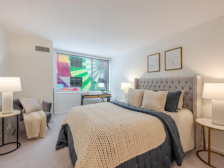 2555 Pennsylvania Ave NW #407 — Photo 8