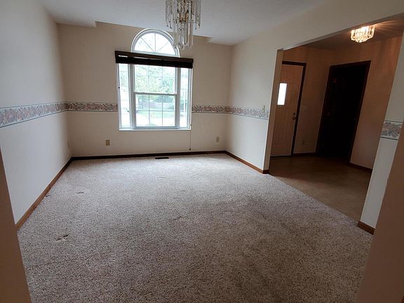 2nd image of 6376 Pinefield Dr