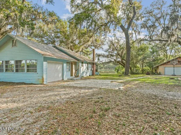 406 UNION Avenue, Crescent City, FL 32112