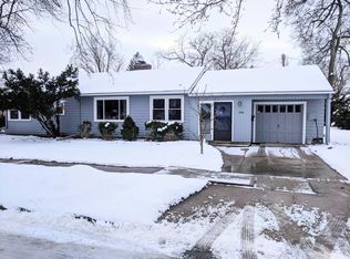 1036 Beech St, East Lansing, MI 48823