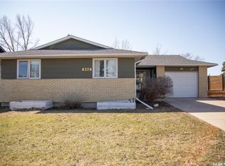 217 10th AVENUE W, Kindersley, SK S0L 1S0