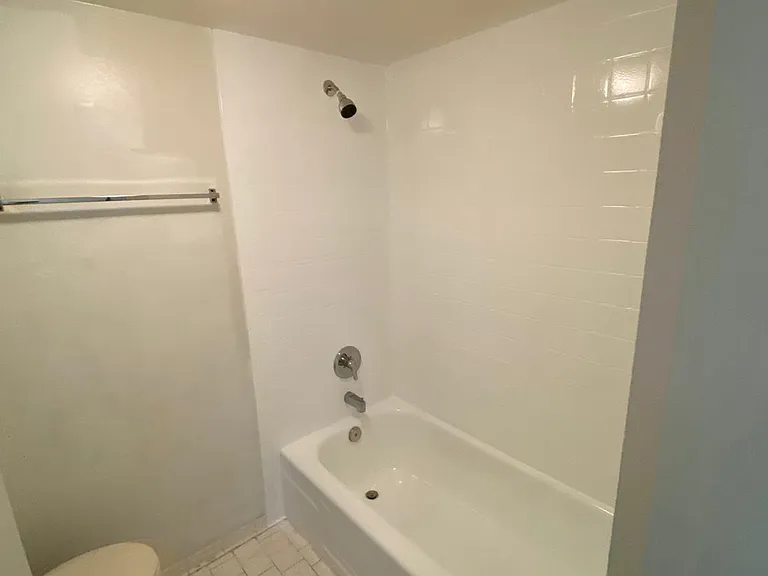 4304 NW 9th Ave #3-3B-3B3 — Photo 20