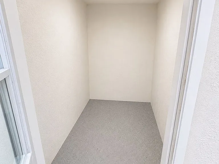 3029 Walnut Ct — Photo 2
