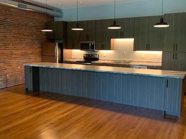 110 S Iowa Ave #3