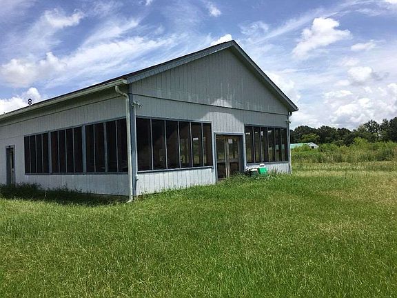 5th image of 4444 Country Dr