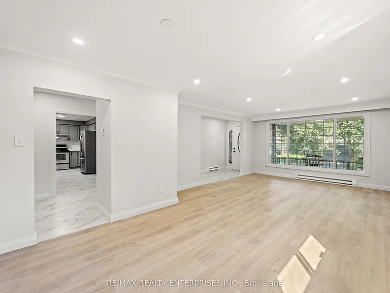 2348 Denise Rd #UPPER — Photo 11