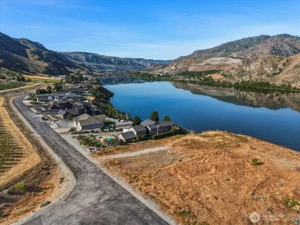 33 S Shore Drive, Orondo, WA 98843