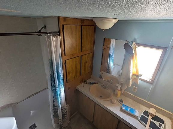 5th image of 2260 N Golden Ave Trailer 109