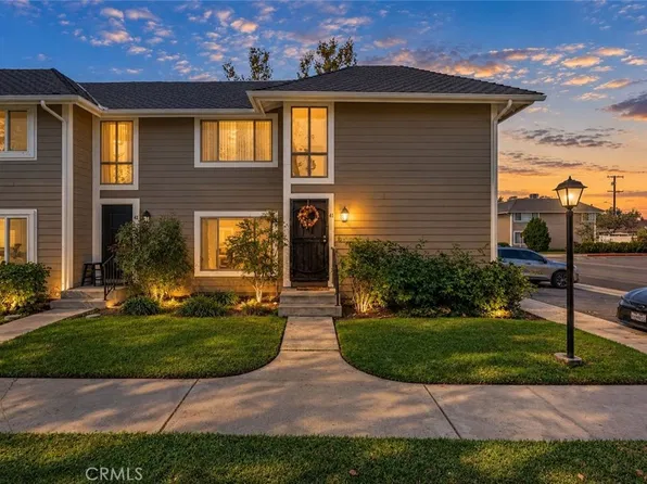 700 W Walnut Ave APT 41, Orange, CA 92868