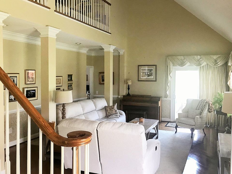 2nd image of 000 Sawgrass Dr