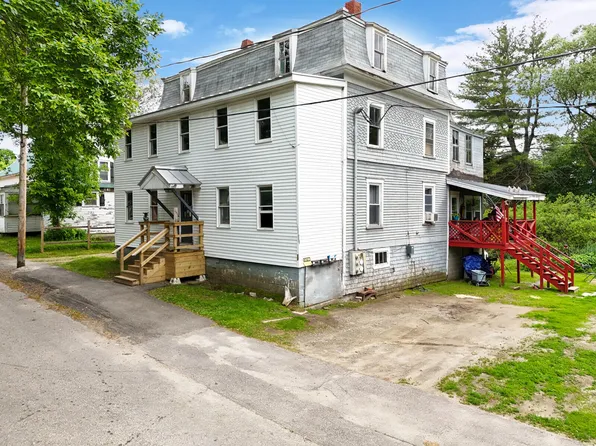 13 Center Street, Skowhegan, ME 04976